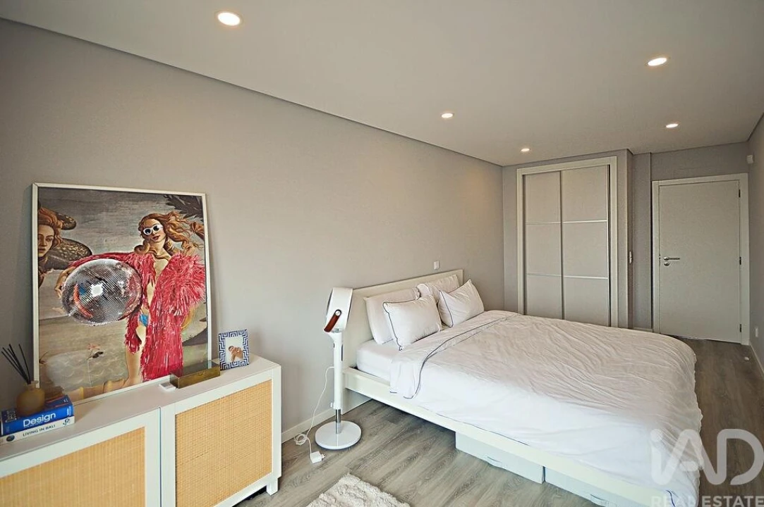 Moradia T4 para Venda em Fernao Ferro Foto 12