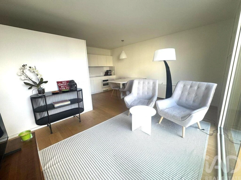 Apartamento T1 para Arrendamento em Areeiro Foto 3