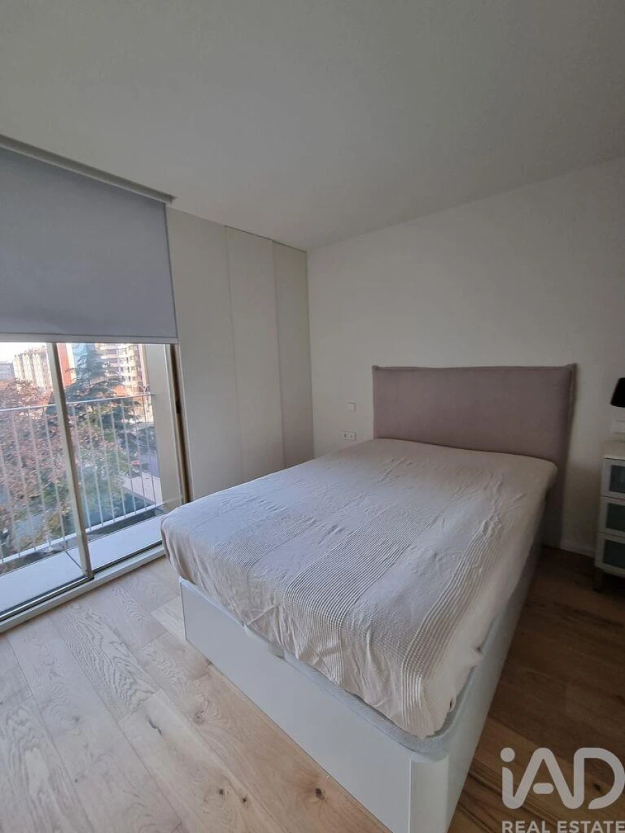 Apartamento T1 para Arrendamento em Areeiro Foto 4