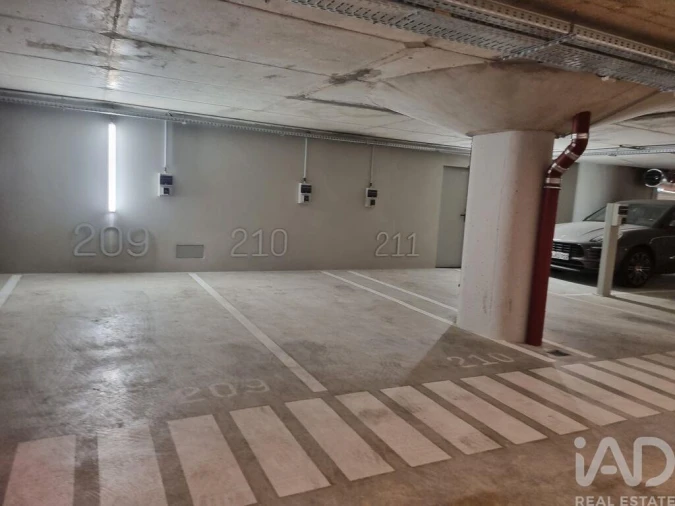 Apartamento T1 para Arrendamento em Areeiro Foto 8