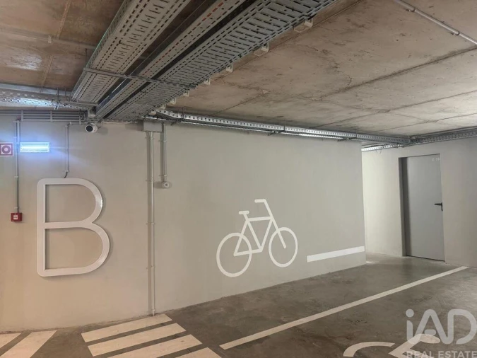 Apartamento T1 para Arrendamento em Areeiro Foto 27