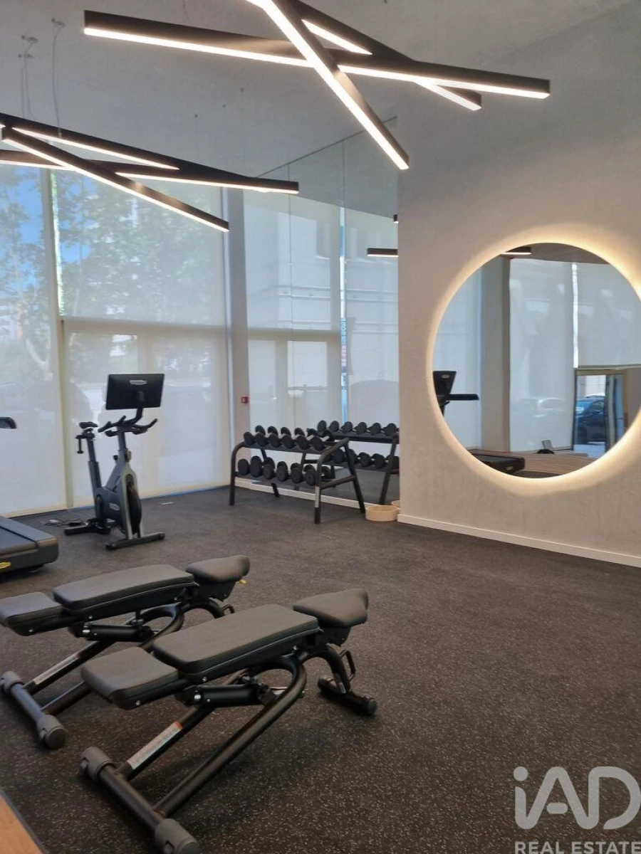 Apartamento T1 para Arrendamento em Areeiro Foto 6