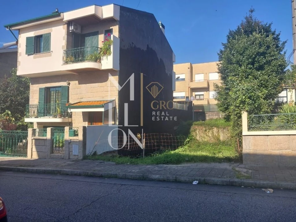 Terreno para Venda em Campo e Sobrado Foto 2