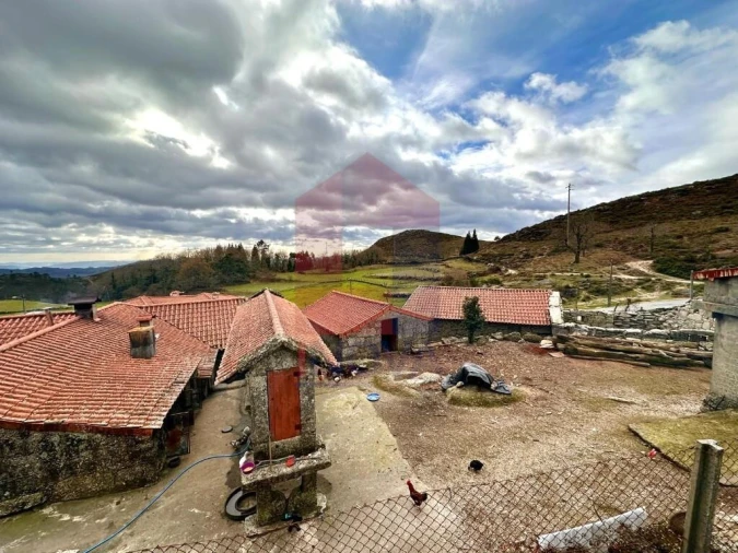 Moradia T2 para Venda em Chorense e Monte Foto 23