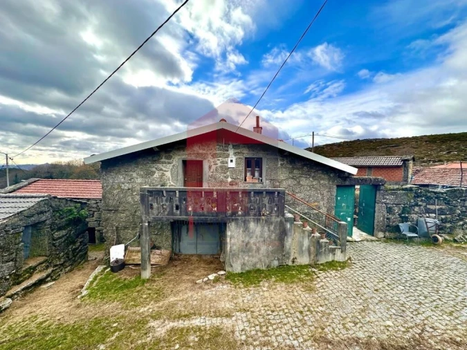 Moradia T2 para Venda em Chorense e Monte Foto 14