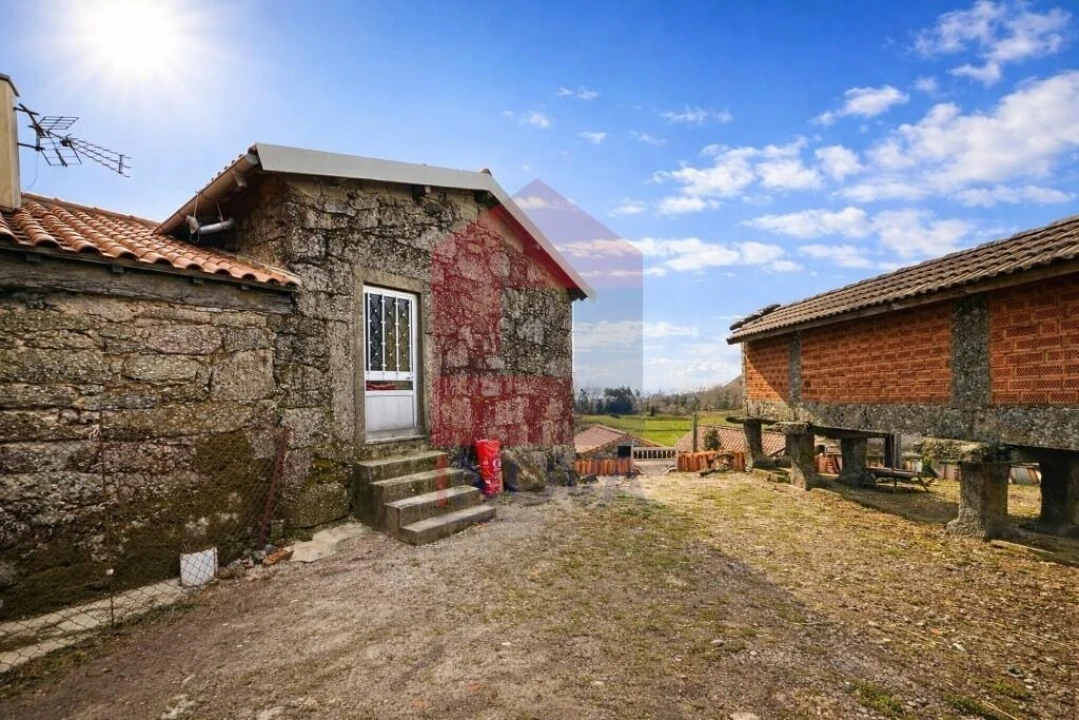 Moradia T2 para Venda em Chorense e Monte Foto 17