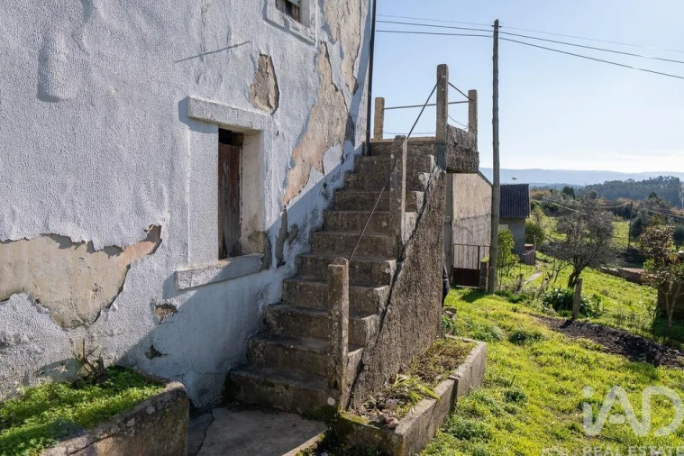 Moradia T3 para Venda em Almalagues Foto 12