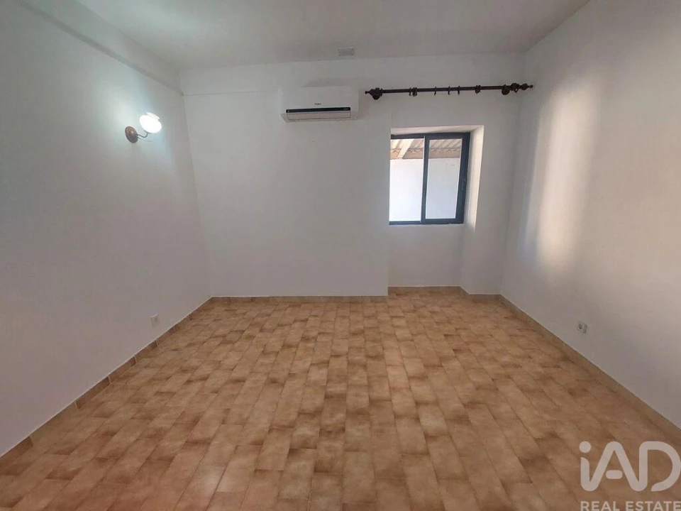 Moradia T3 para Venda em Querença, Tôr e Benafim Foto 15