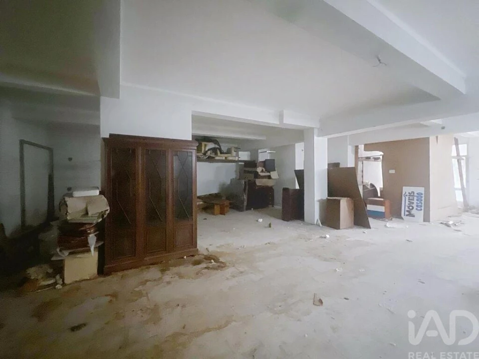 Garagem para Venda em Ericeira Foto 3