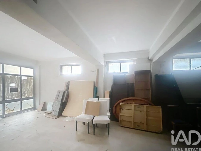 Garagem para Venda em Ericeira Foto 10