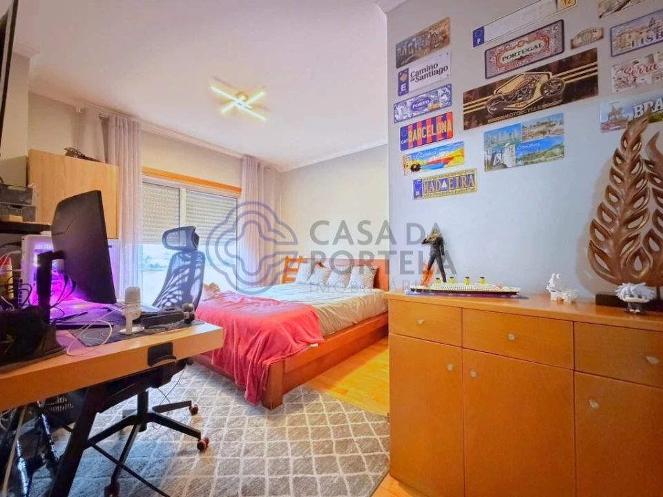 Moradia T3 para Venda em Campo e Sobrado Foto 17