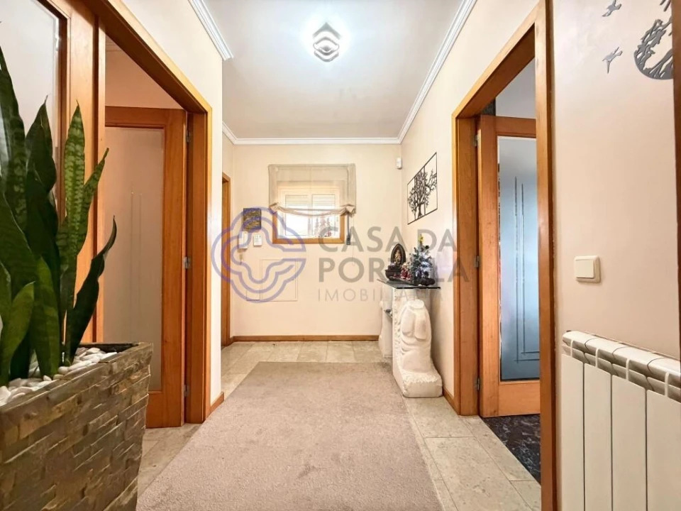 Moradia T3 para Venda em Campo e Sobrado Foto 4