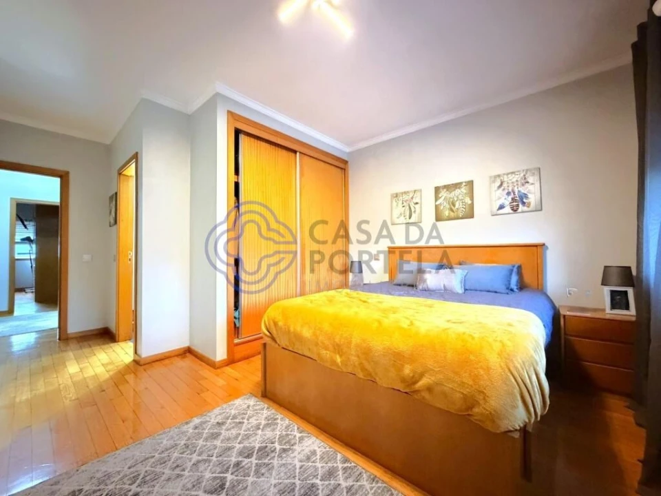 Moradia T3 para Venda em Campo e Sobrado Foto 12