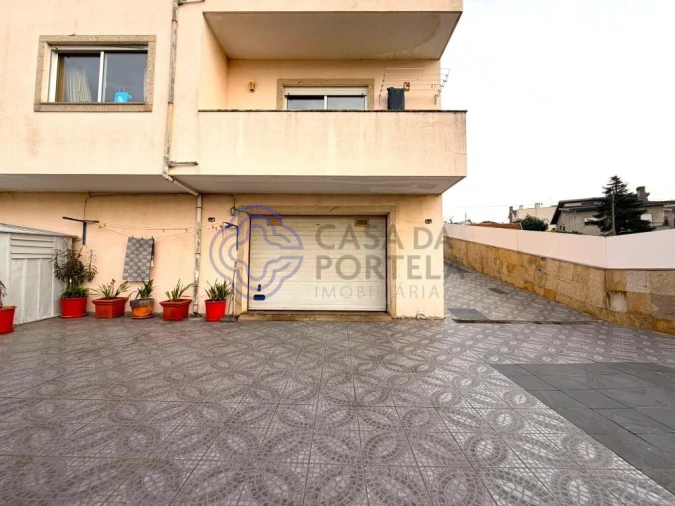 Moradia T3 para Venda em Campo e Sobrado Foto 30