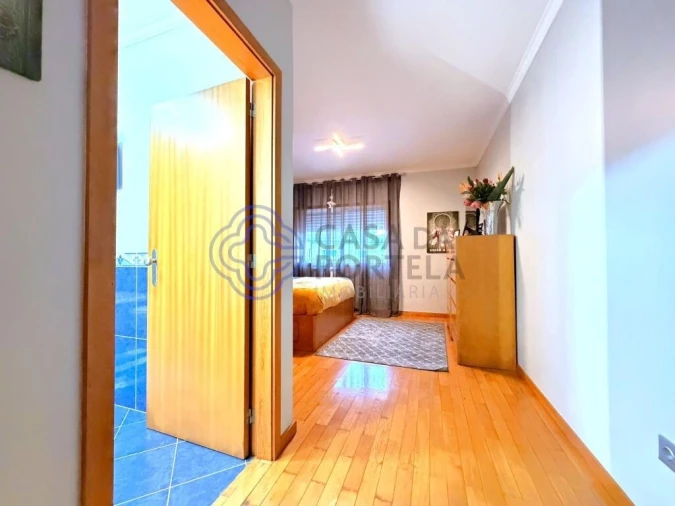 Moradia T3 para Venda em Campo e Sobrado Foto 14