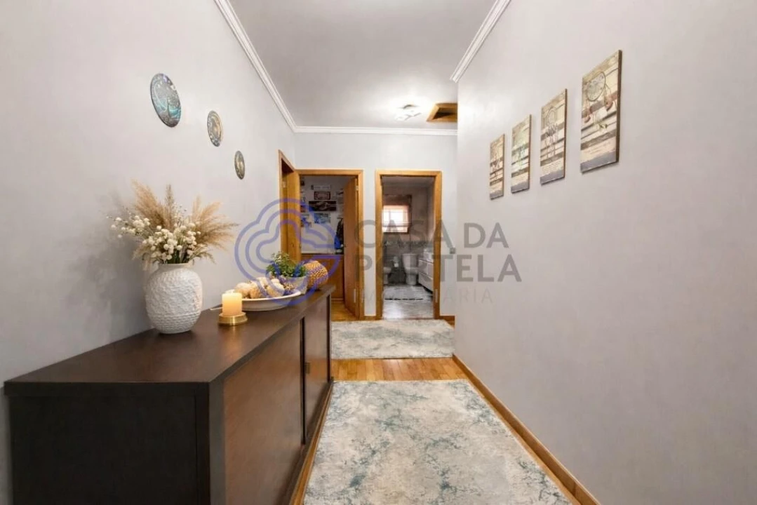 Moradia T3 para Venda em Campo e Sobrado Foto 10