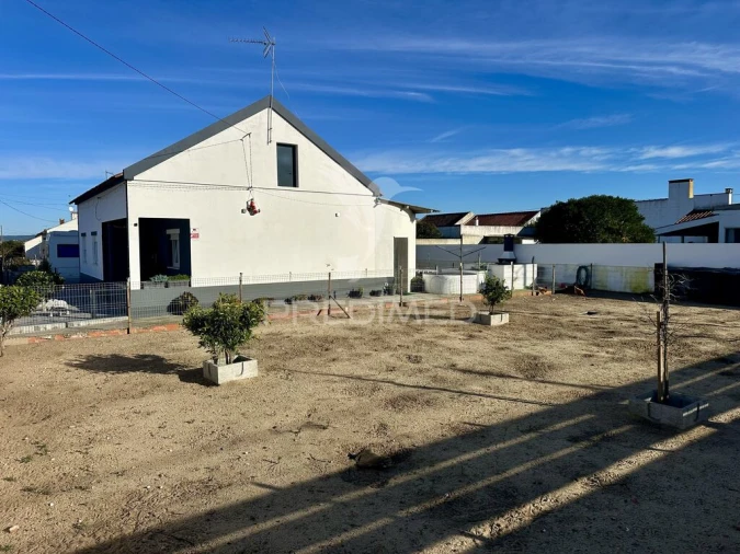 Moradia T2 para Venda em Muge Foto 7