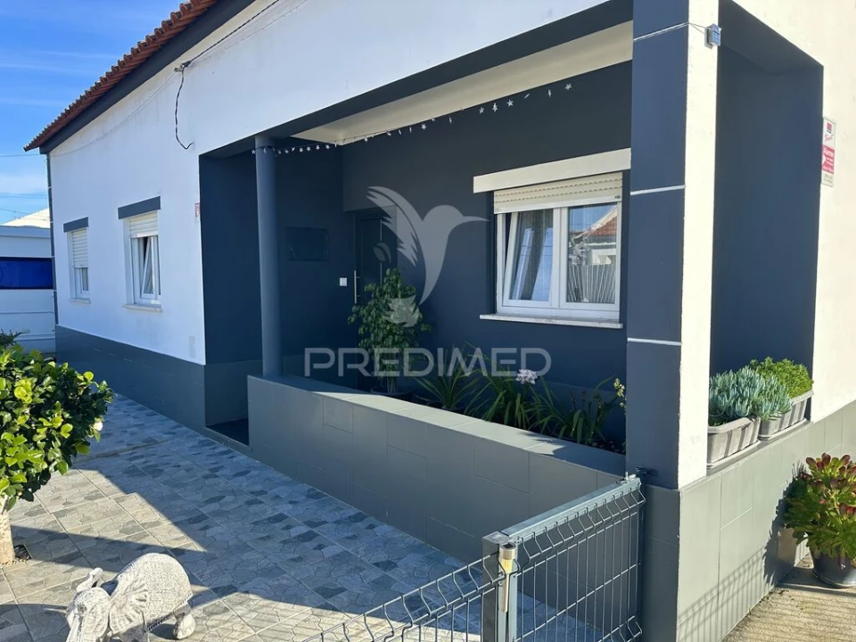 Moradia T2 para Venda em Muge Foto 6