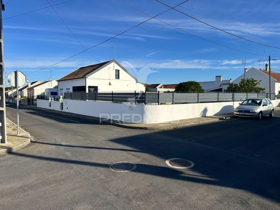 Moradia T2 para Venda em Muge Foto 2