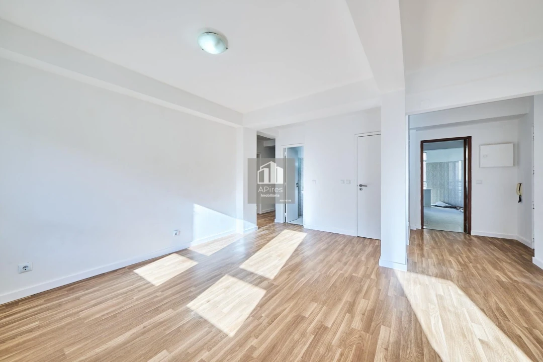 Apartamento T3 para Venda em Caparica e Trafaria Foto 5