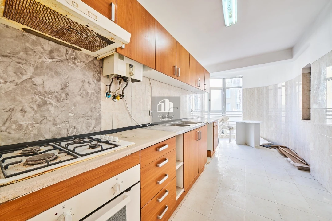 Apartamento T3 para Venda em Caparica e Trafaria Foto 13