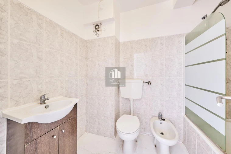 Apartamento T3 para Venda em Caparica e Trafaria Foto 10