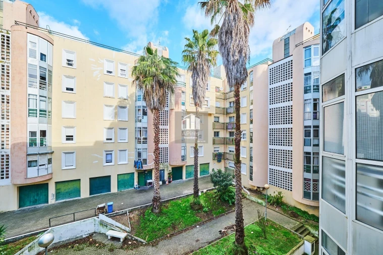 Apartamento T3 para Venda em Caparica e Trafaria Foto 22