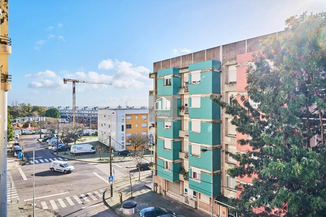 Apartamento T3 para Venda em Caparica e Trafaria Foto 12