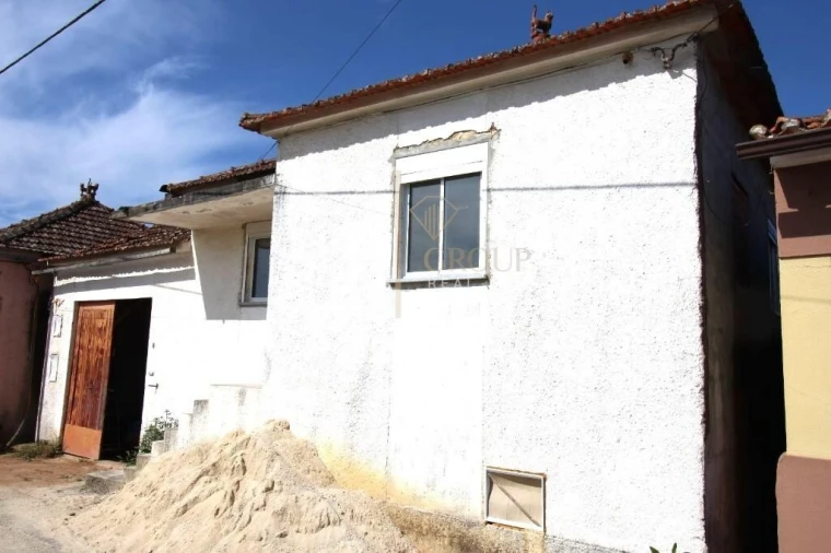 Moradia T3 para Venda em Bustos, Troviscal e Mamarrosa Foto 3