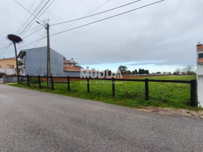 Terreno para Venda em Eixo e Eirol Foto 3