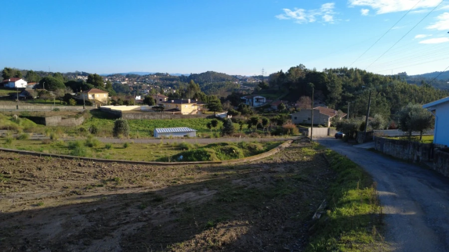 Moradia T3 para Venda em Gondomar (São Cosme), Valbom e Jovim Foto 2