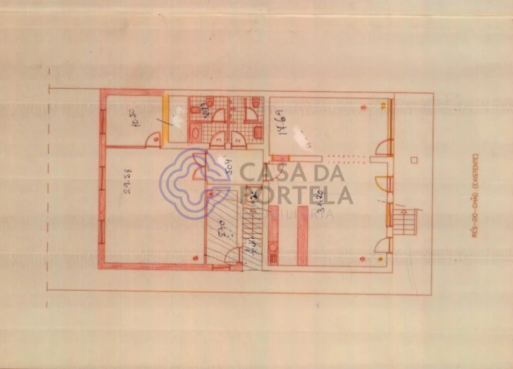 Moradia T4 para Venda em Retorta e Tougues Foto 20