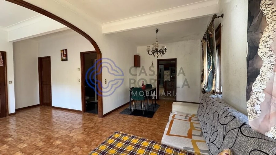Moradia T4 para Venda em Retorta e Tougues Foto 1