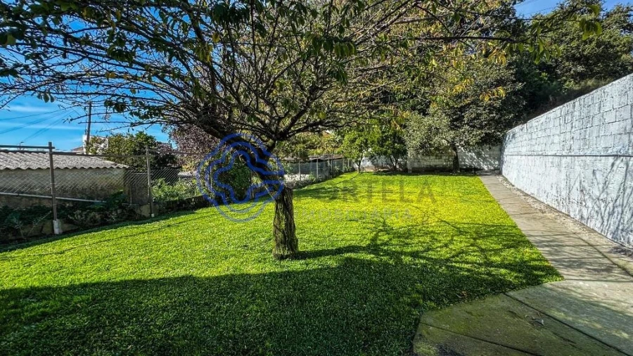 Moradia T4 para Venda em Retorta e Tougues Foto 14