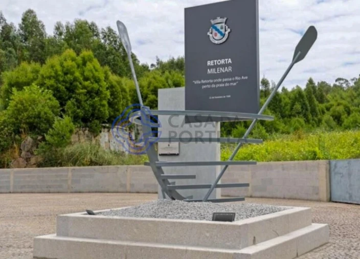 Moradia T4 para Venda em Retorta e Tougues Foto 16