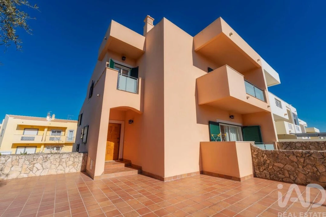 Moradia T4 para Venda em Albufeira e Olhos de Água Foto 2
