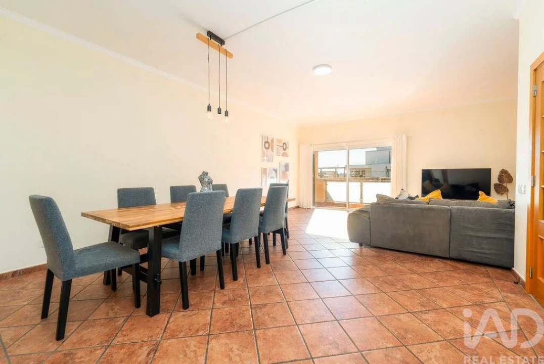 Moradia T4 para Venda em Albufeira e Olhos de Água Foto 11