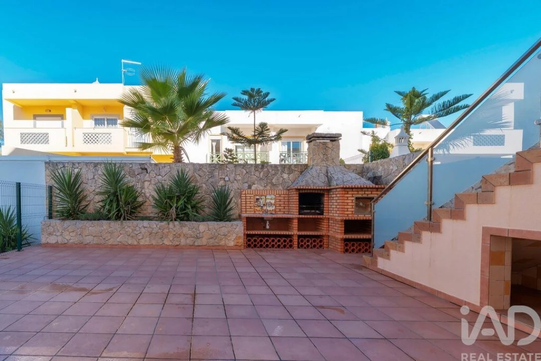 Moradia T4 para Venda em Albufeira e Olhos de Água Foto 6