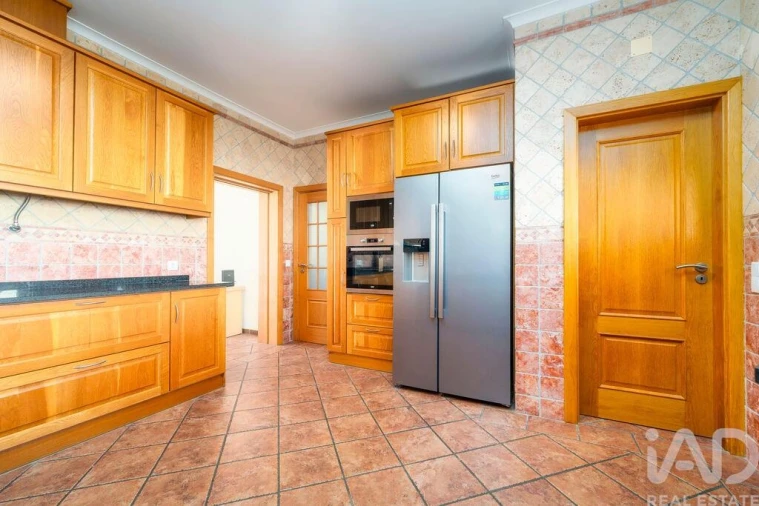 Moradia T4 para Venda em Albufeira e Olhos de Água Foto 17