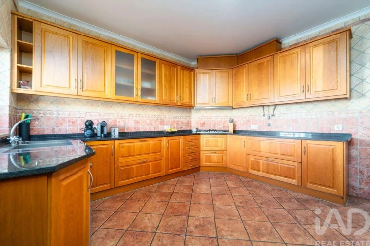 Moradia T4 para Venda em Albufeira e Olhos de Água Foto 16