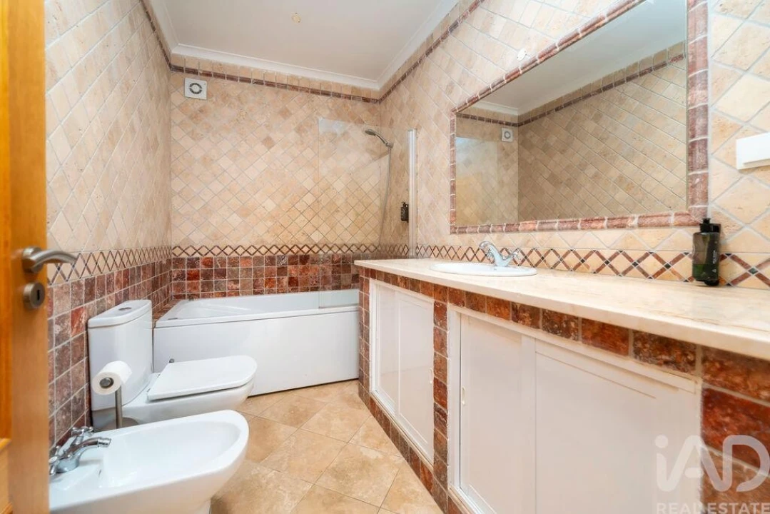 Moradia T4 para Venda em Albufeira e Olhos de Água Foto 29