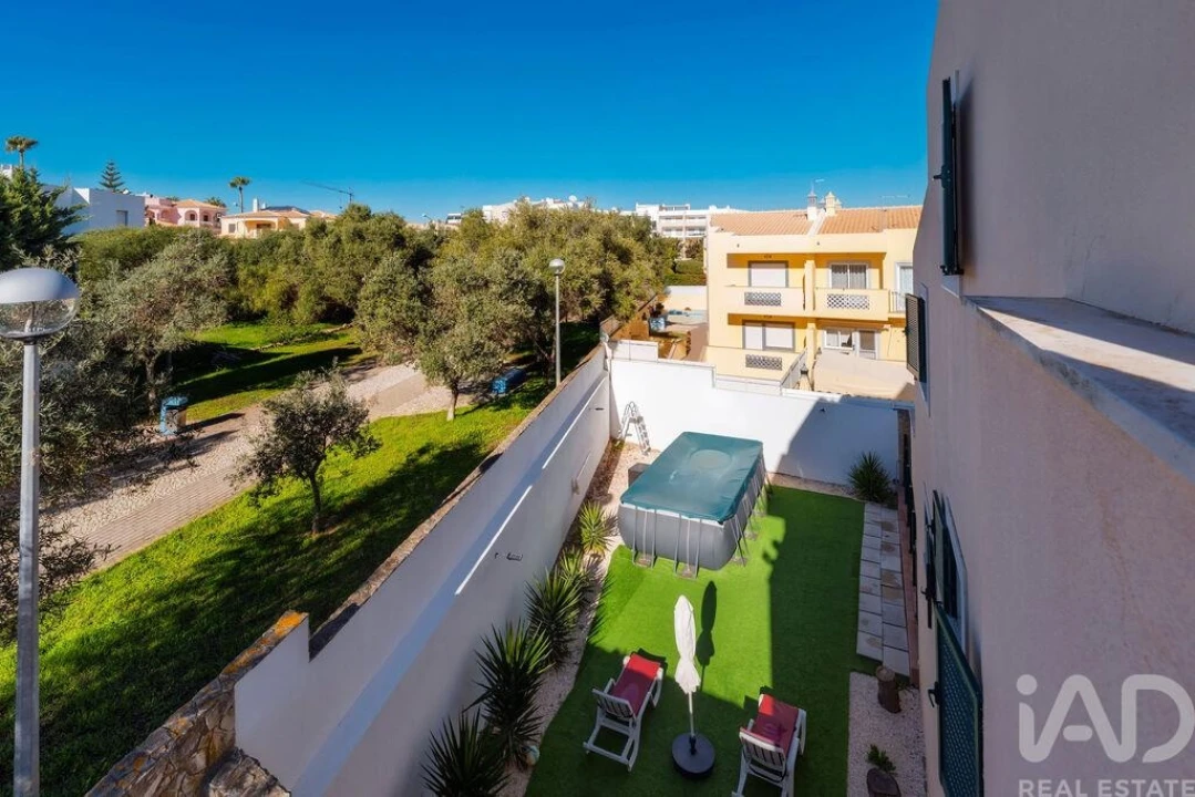 Moradia T4 para Venda em Albufeira e Olhos de Água Foto 5