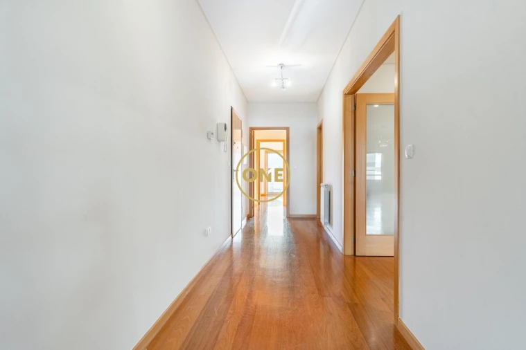 Apartamento T4 para Venda em São Vitor (Braga) Foto 10