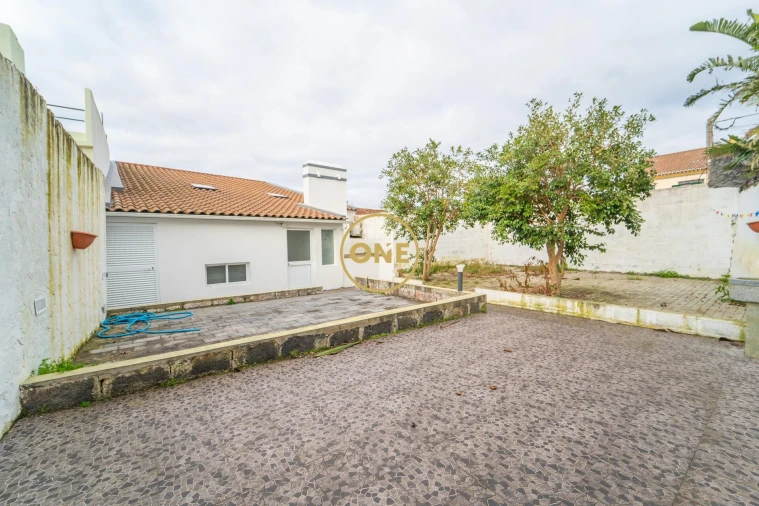 Moradia T2 para Venda em Ribeira Grande (Matriz) Foto 21