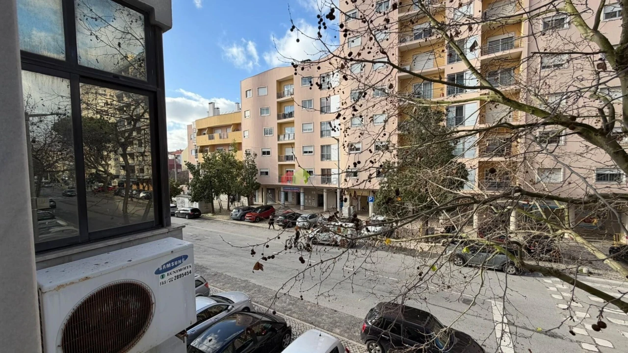 Escritório para Arrendamento em Alto do Seixalinho, Santo André e Verderena Foto 15