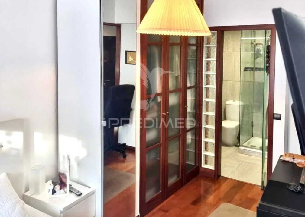 Apartamento T3 para Venda em Algés, Linda-A-Velha e Cruz Quebrada-Dafundo Foto 18