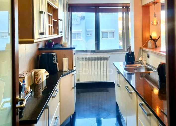 Apartamento T3 para Venda em Algés, Linda-A-Velha e Cruz Quebrada-Dafundo Foto 9