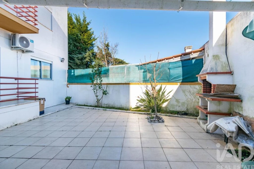 Apartamento T3 para Venda em Marinha Grande Foto 17