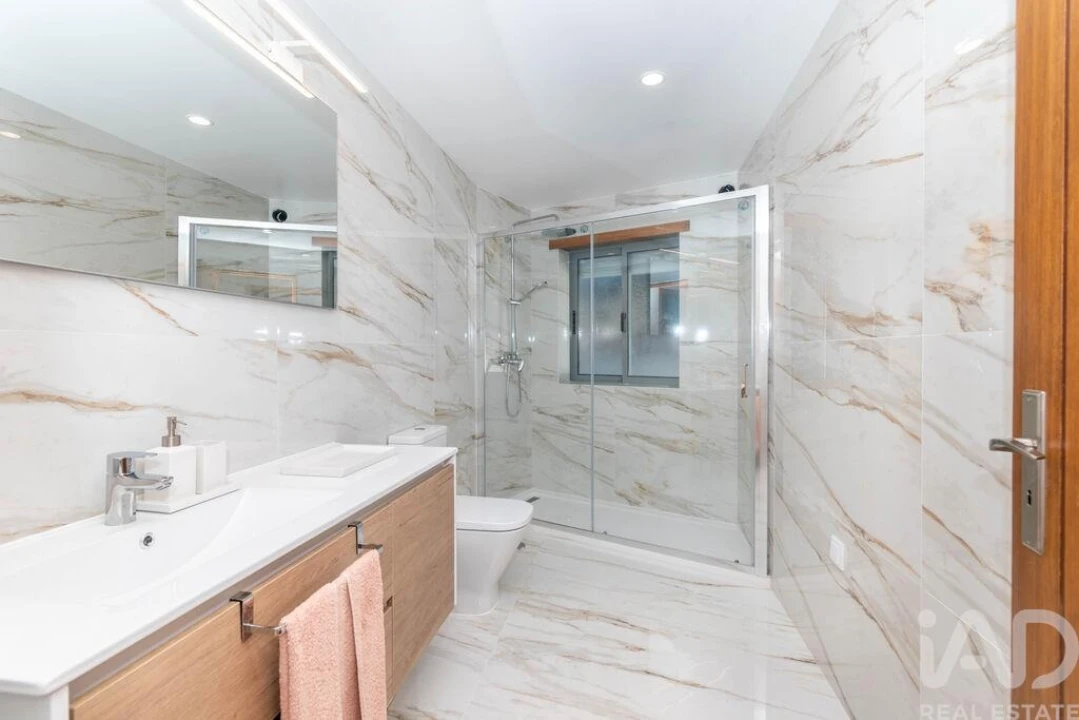 Apartamento T3 para Venda em Marinha Grande Foto 10