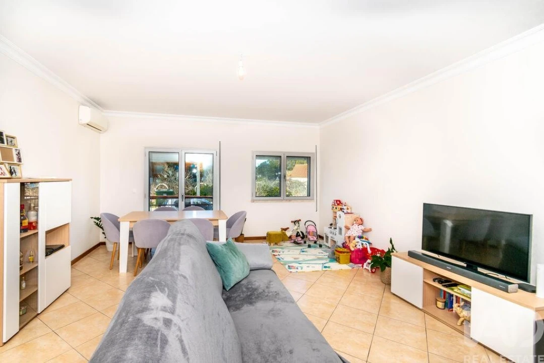 Apartamento T3 para Venda em Marinha Grande Foto 2